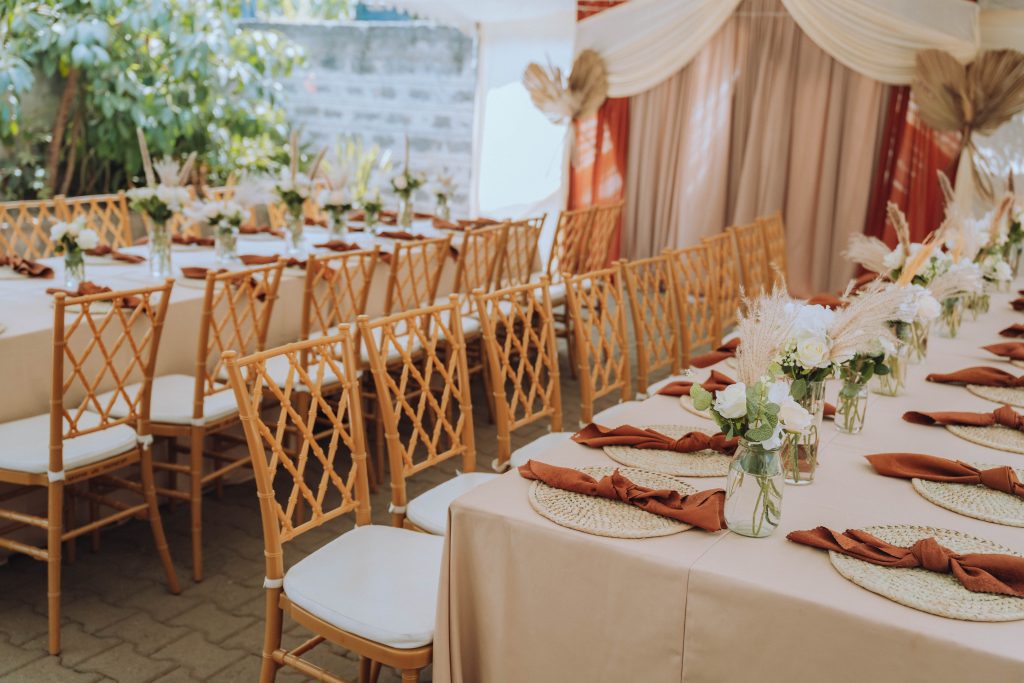 chairs for hire 